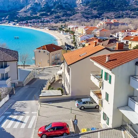 Apartments Happy Stay Center Baska Exterior photo